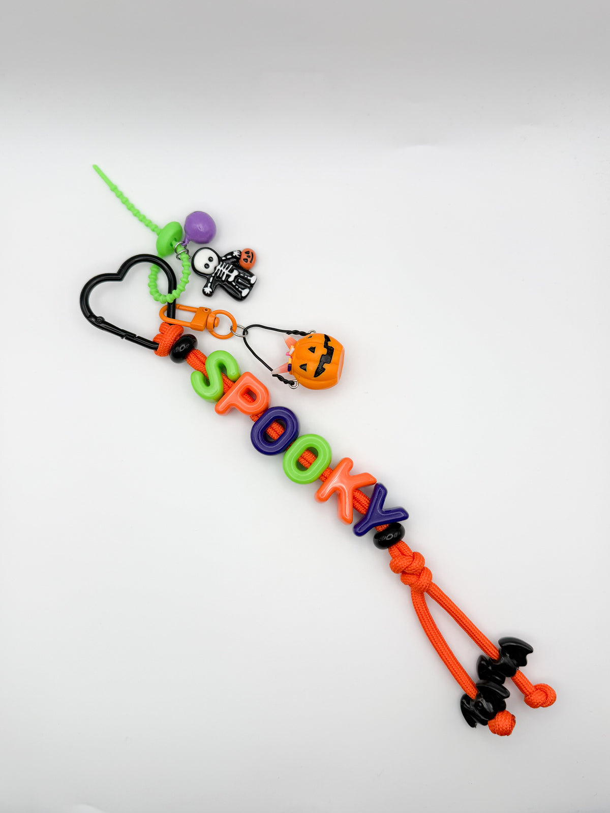 Spooky (orange paracord & boo bucket)
